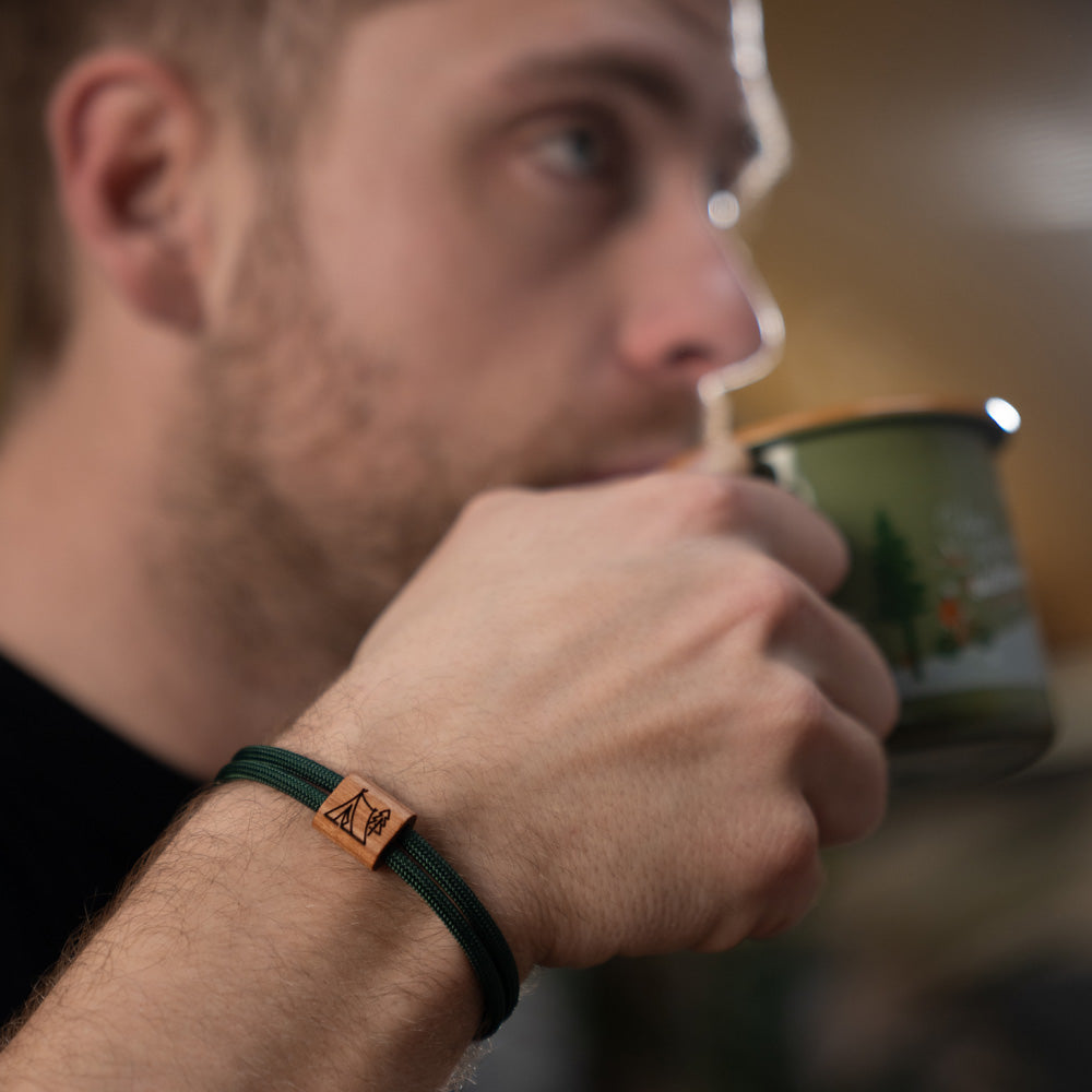 myjori Segeltau Holz Armband mit Berglandschaft Gravur