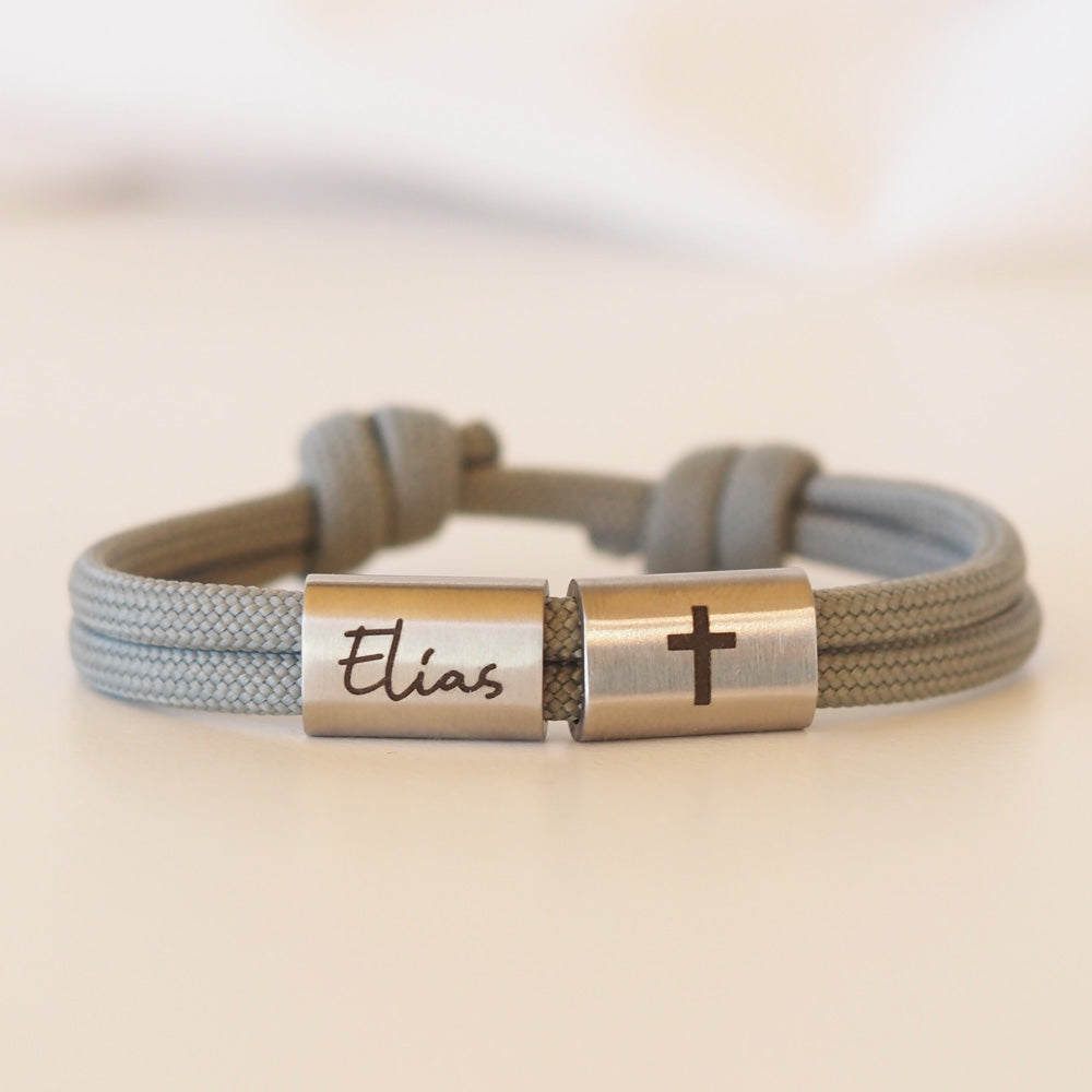 Segeltauarmband zur Kommunion mit personalisierten Edelstahlschiebern