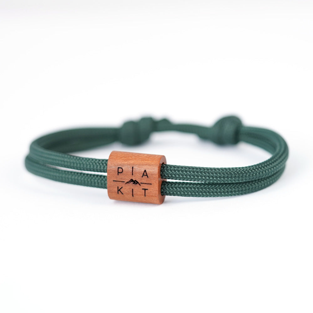 myjori Segeltau Armband mit Initialen Kreuzgravur