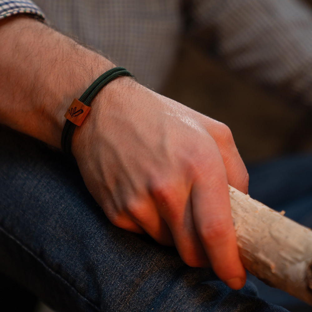 myjori Segeltau Holz Armband mit Lagerfeuer Stockbrot Gravur