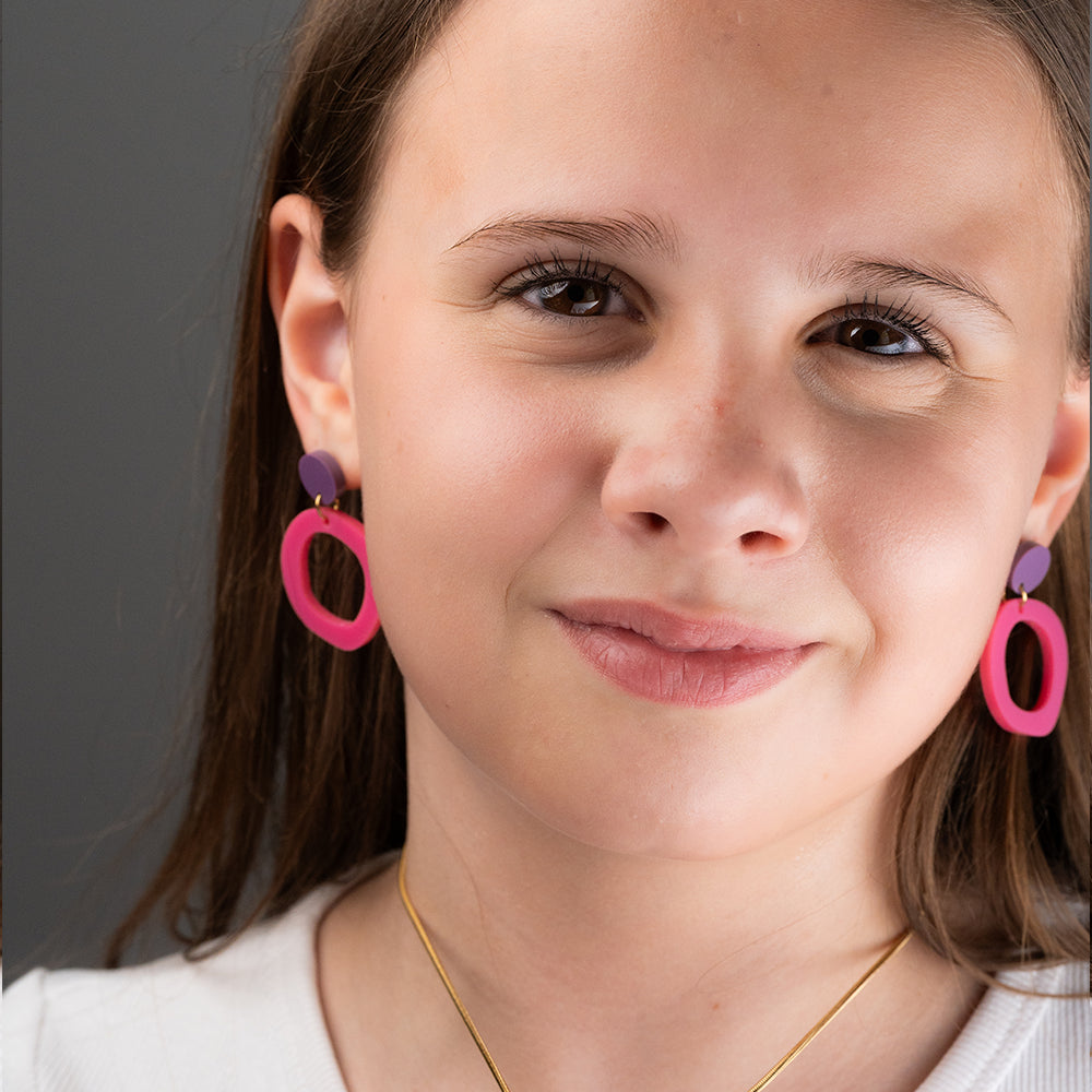 Moderne Statement Ohrringe – Pink & Lila Ohrhänger von myGreta
