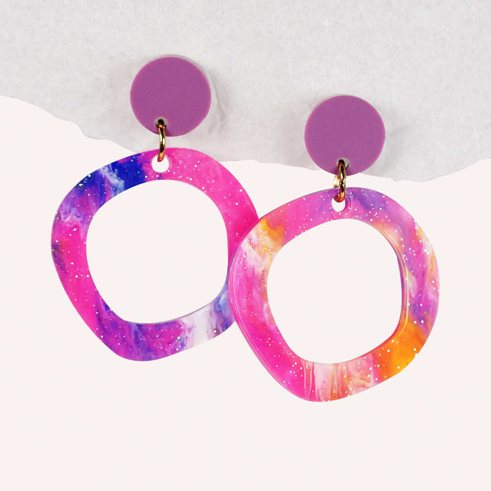 Moderne Statement Ohrringe – Cosmic Nebula & Lila Ohrhänger von myGreta
