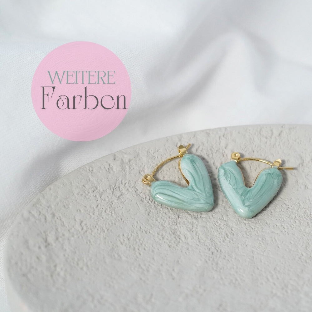 Keramik Herz Ohrringe in Grün & Gold in Geschenkschachtel von myGreta