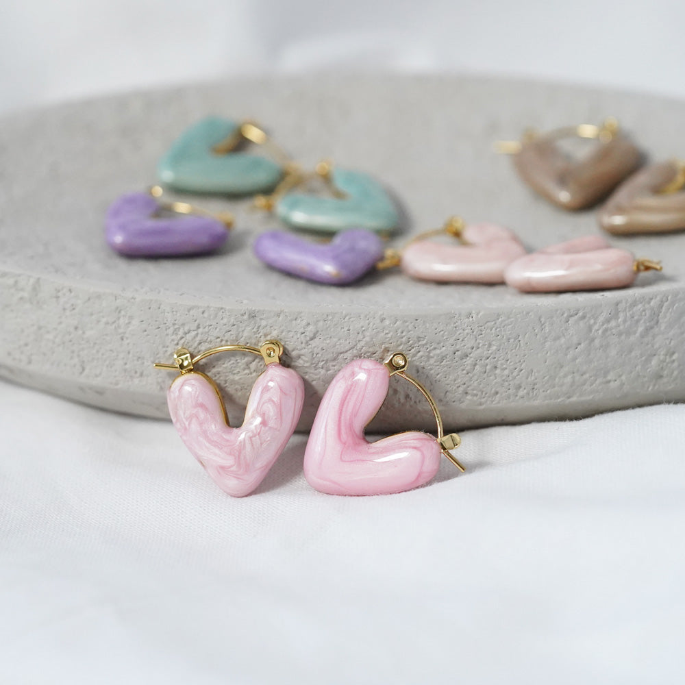 Keramik Herz Ohrringe in Pink & Gold in Geschenkschachtel von myGreta