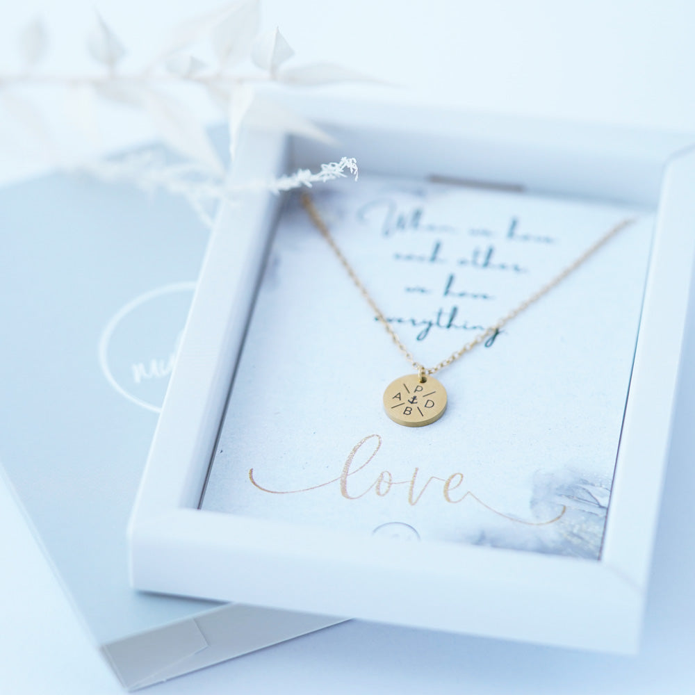 myGreta Edelstahl Halskette mit Initialen-Gravur – personalisierbar und wasserfest