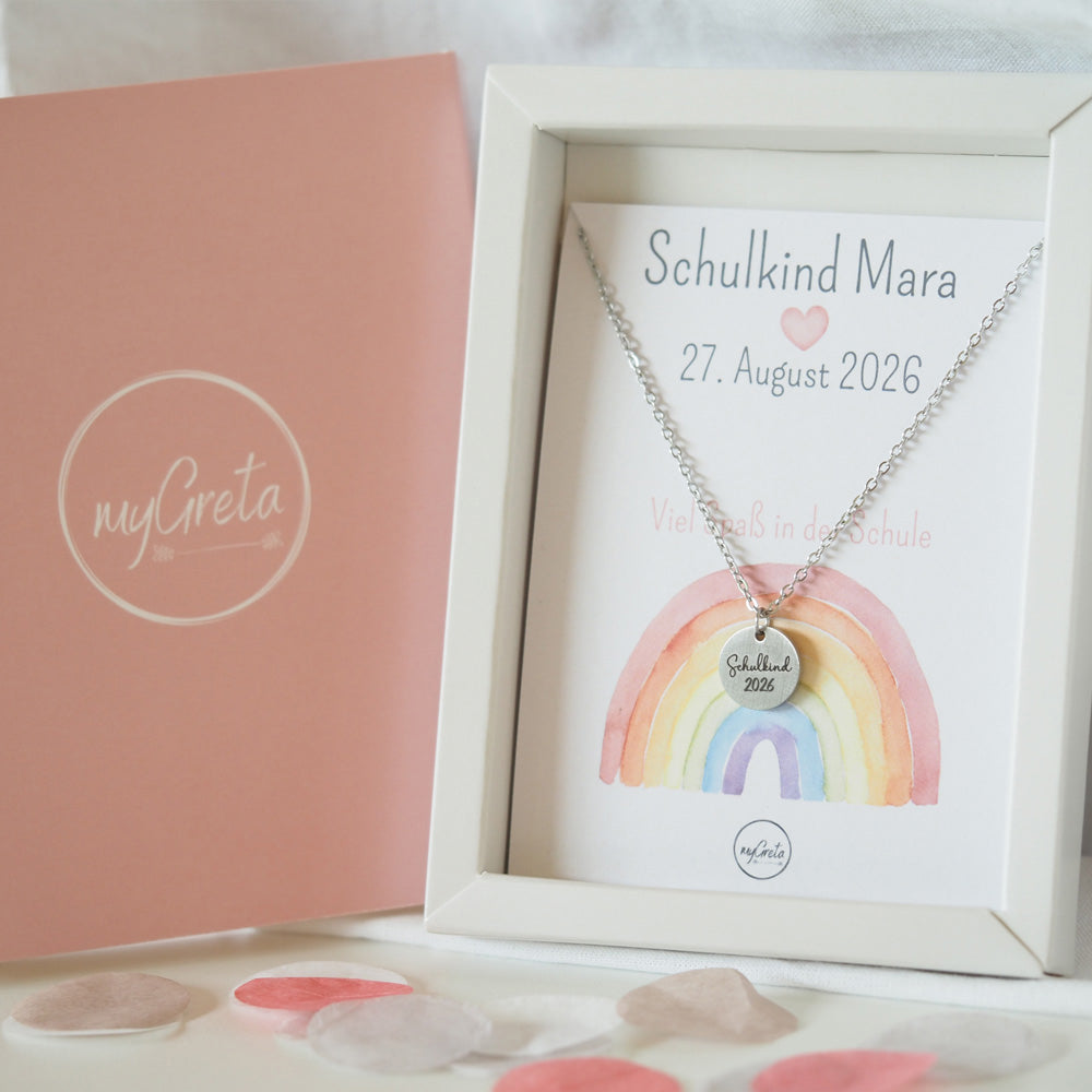 Edelstahlkette mit individueller Gravur und personalisierter Karte – zur Einschulung von myGreta