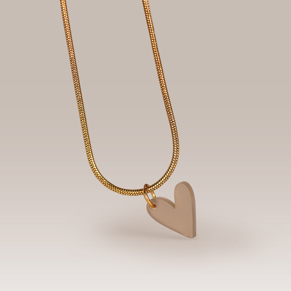 Edelstahlkette gold & silber mit Herz-Anhänger in Beige – Minimalistischer Statement-Schmuck