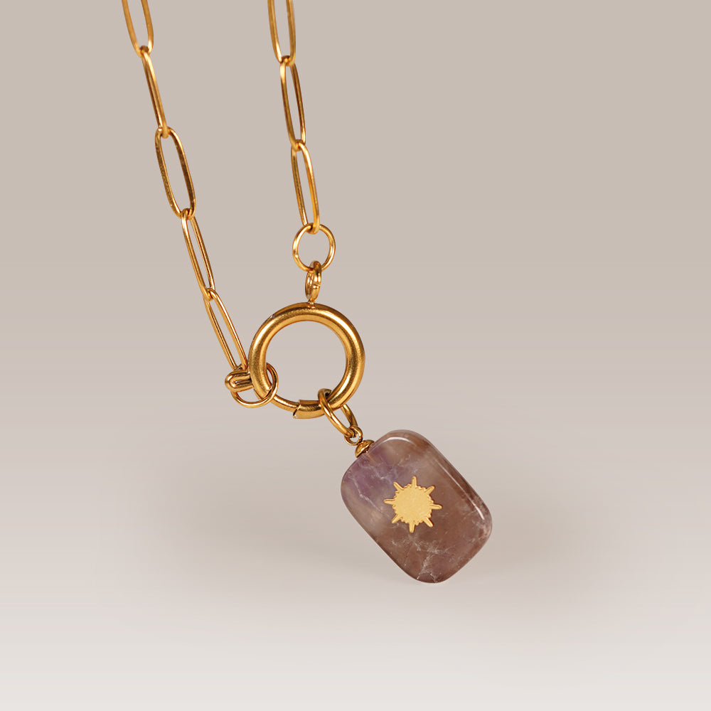 Goldene Paperclip-Kette mit lila Steinanhänger & Sonne – Edelstahlkette mit Ringverschluss