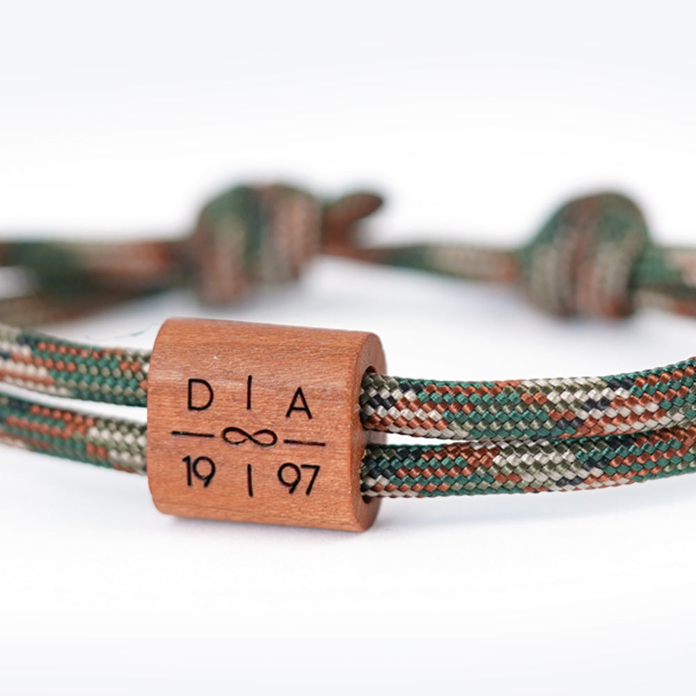 myjori Segeltau Armband mit Initialen Kreuzgravur