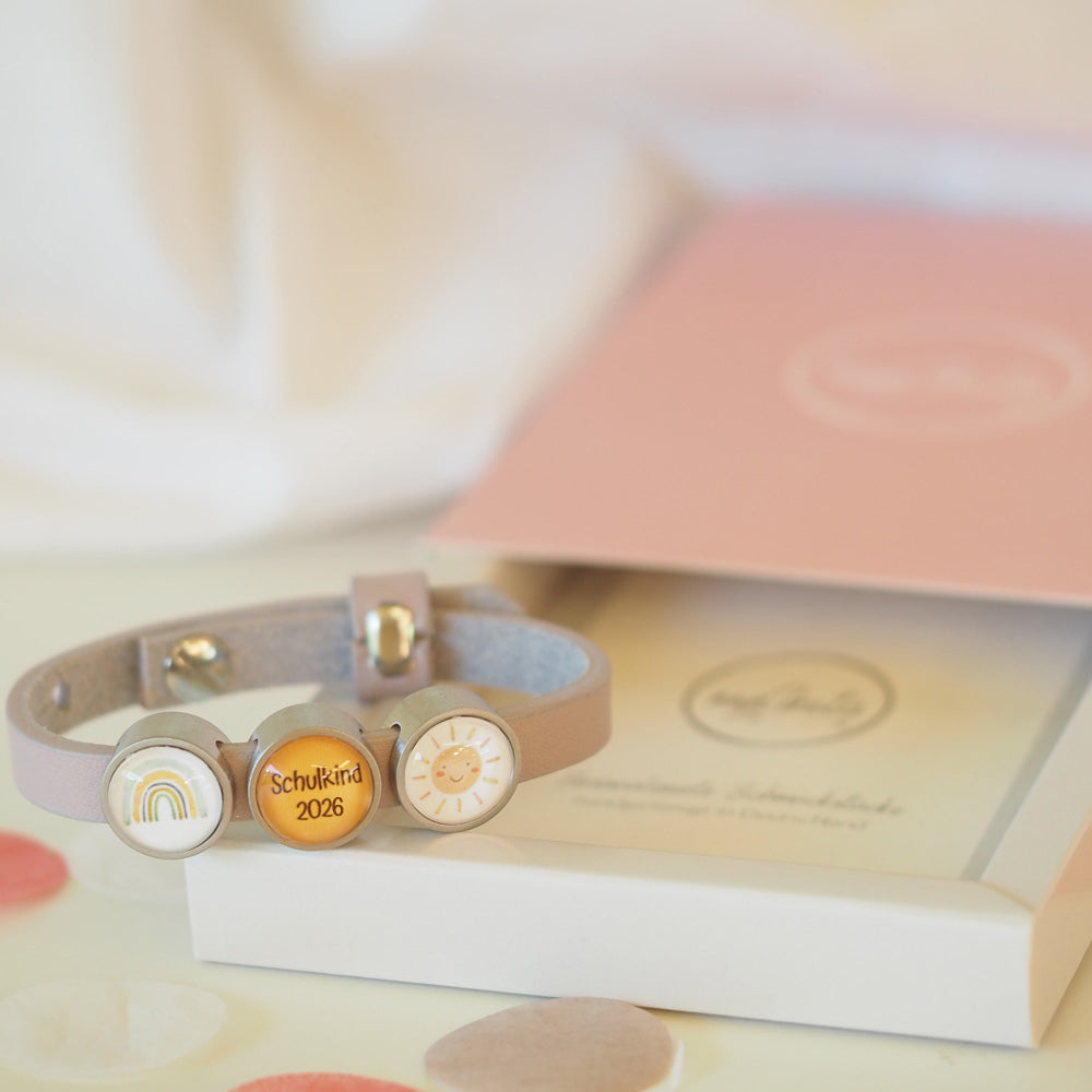 Schulkind Lederarmband personalisierbar – Einzigartiges Geschenk zum Schulstart von myGreta